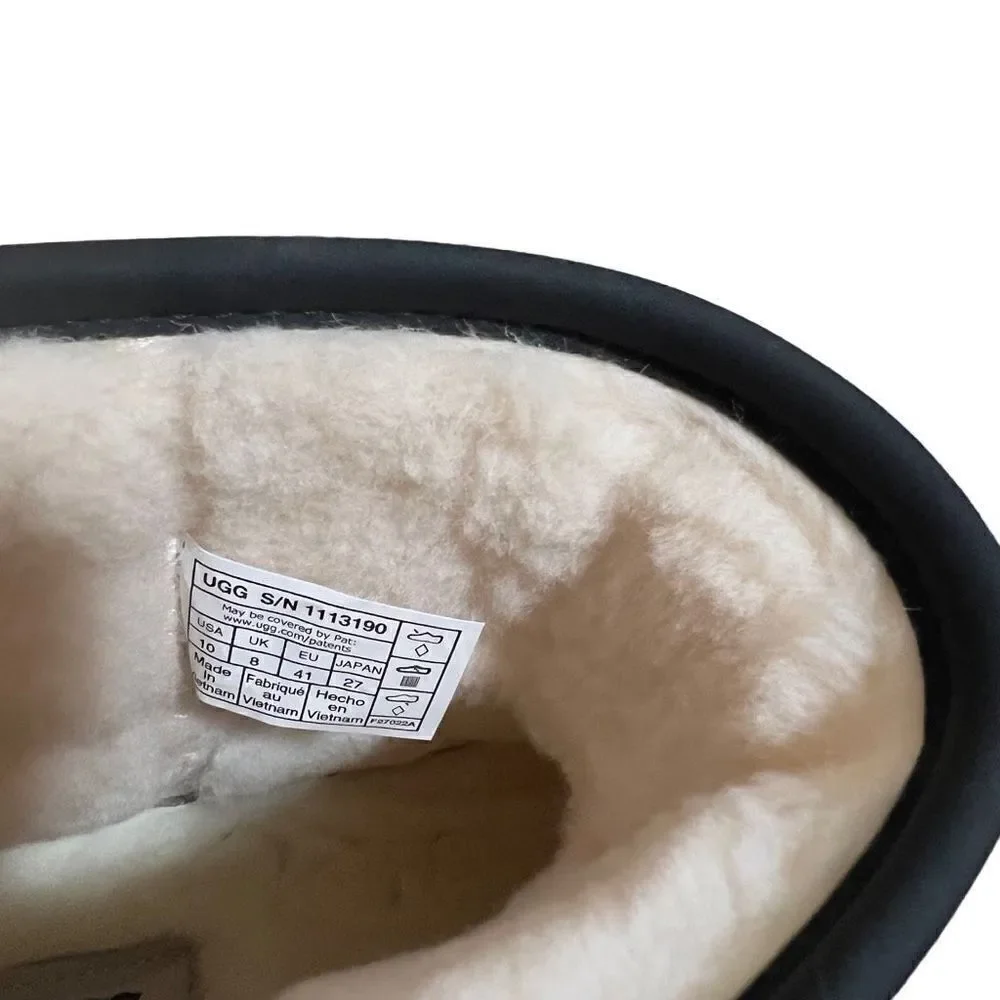 NWOT UGG Women's Beige Natural Black Classic Clear Faux Fur Lined Mini Boots Siz
